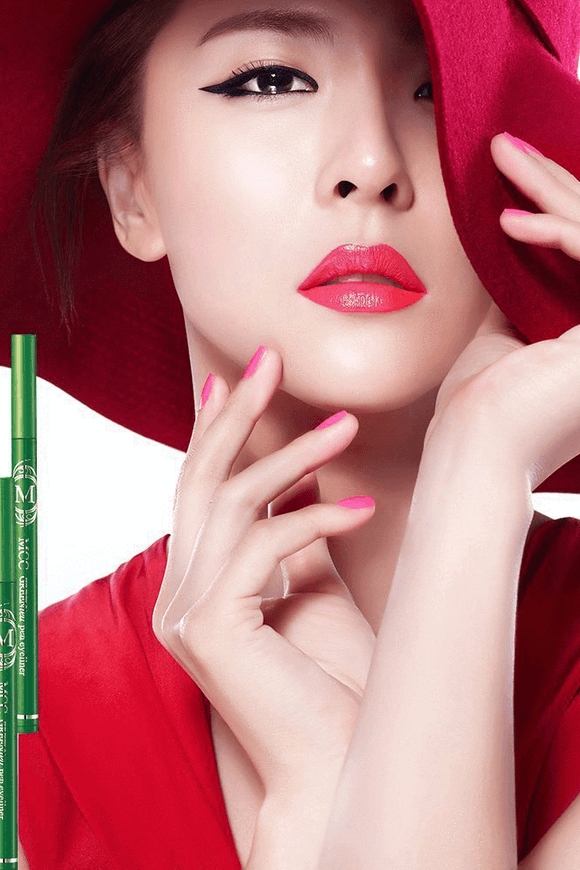 MCC ECOCERT Organic Green Tea Volumizing Mascara and Black Eyeliner Waterproof Set